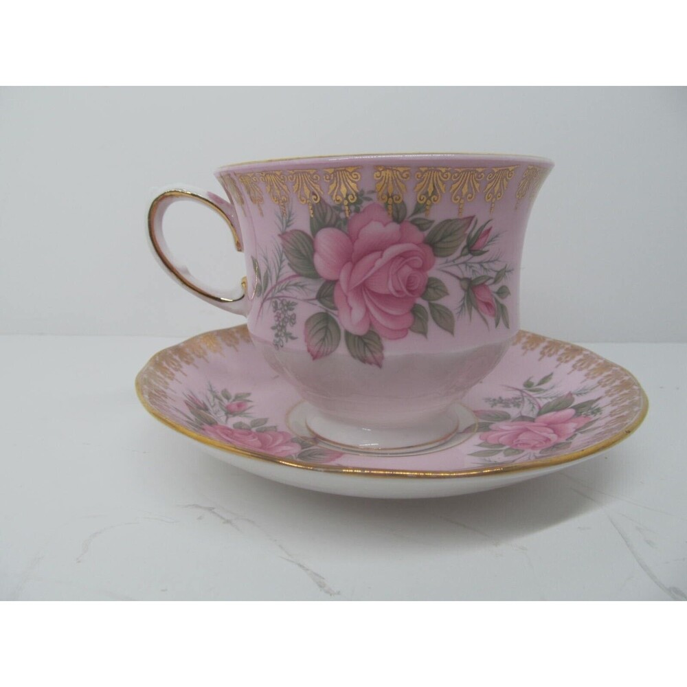 Ridgway Potteries Ltd Queen Anne #8556 Cup And Saucer EUC